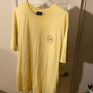 SOLD ❌ Stussy Tee Shirt Men’s Palm Tree Yellow